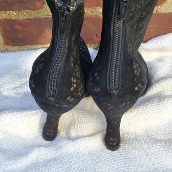 Hale Bob cut out ‎ booties 10 NEW - Picture 7 of 13